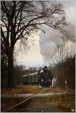 Am 10.12.2011 gab es im Pulkautal(Retz-Zellerndorf-Laa/Thaya-Mistelbach) einen Fotosonderzug.Bespannt wurde der Zug mit der Dampflok 93.1420 vom Verein Neue Landesbahn.