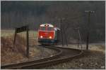 Teleaufnahme der Diesellok 2043 24 welche mit Sdz 95663 von Oberwart nach Friedberg fhrt. 
Riedlingsdorf 26.02.2011