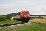 RBAHN 2050.09 mit dem SR 16841 (Ernstbrunn - Rückersdorf-Harmannsdorf) am 02.August 2019 beim Strecken-Km 18,5 der Lokalbahn Korneuburg - Mistelbach.