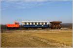 Dieselok 2060 14 fhrt mit einem Foto-Gmp auf der FROWOS Strecke von Oberwart nach Oberschtzen. 
Oberwart 26.02.2011
