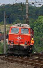 2143.35 Stand für viele Fotografen am heutigen 25.Juli 2015 im Mittelpunkt. Zusammen mit 3 Spanten Wagen der Graz Köflacher Eisenbahn bildete Sie Sonderzüge auf der Radkersburger Bahn. Bestens Organisiert von der Interessengemeinschaft   Neue Radkersburger Bahn   Qualmte die Diesellokomotive über Steirische Schienen. 
Einen Dank an dieser Stelle an Didi und Co.