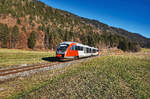 5022 029-0  St. Andrä/Lavanttal  fährt als R 4807 (Villach Hbf - Kötschach-Mauthen) zwischen Waidegg und Kirchbach im Gailtal vorüber.
Aufgenommen am 8.12.2016.