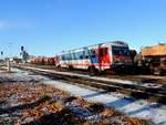 5047 064-0 verlässt als R5969 den Bhf. Ried in Richtung Neumarkt/K.; 201221