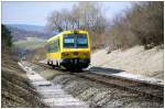 5047 501 als R7717 erklimmt am 06.04.2010 auf der Fahrt nach Sopron die Steigung zwischen Marz-Rohrbach und Loipersbach-Schattendorf.