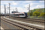 Ein Zug der Linie S7 erreicht am 25.04.2024 Graz Hauptbahnhof .