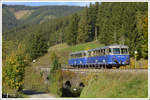 5081.563 und 562 bei der Talfahrt der Erbergbahnsüdrampe am 13.10.2019 wenige Meter vor dem Bahnhof Vordernberg Markt aufgenommen.