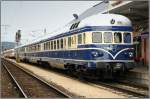 VT 5145 014  Blauer Blitz  und DB 420 001 stehen abgestellt im Bahnhof Wrgl.Anlass dazu waren die Feierlichkeiten zum Jubilum  150 Jahre Eisenbahn in Tirol .