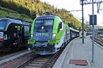 Ausfahrt am Abend des 04.07.2018 von 1016 036  CAT  mit dem  Venice-Simplon-Orient-Express  (Venzia S. L. - Calais (-London)) aus dem Grenzbahnhof vom Brenner in Richtung Innsbruck. Aufgrund eines defekts einer Zuglok der FS, hatte der Zug einen mehr stündige Verspätung.