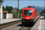Mit ca. 10 Minuten Versptung durchfhrt die 1016 048 am 25.06.07 auf Gleis 2 den Bahnhof Kiefersfelden mit dem EC 87  TIEPOLO  von Mnchen nach Venezia Santa Lucia.
