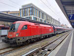 ÖBB 1016 023 mit dem neuen Railjet auf Testfahrt.