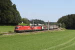 1016 008 und 1293 022 aus Salzburg kommend am 7. August 20024 bei Axdorf.