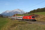 1016 035 war am 10. November 2024 bei Fieberbrunn in Richtung Saalfelden unterwegs.