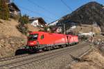 1116 131  Klaus  und 1016 031 fahren als Lokzug in Richtung Innsbruck, aufgenommen am 19. März 2016 bei St. Jodok.