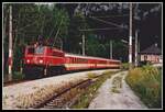 1040 008 hält am 10.07.2000 mit R3526 in Gesäuse Eingang.