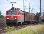 Die planmssig mit einer Lok der Baureihe 1x44 bespannten Verschubgterzuge Linz-Nettingsdorf-Linz boten am 10.7.2009 eine auergewhnliche schnen berraschung bzgl. der Bespannung: 1042 032. 
