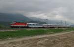 1044 048 mit IC 512 am 22.5.2008 bei Kundl.