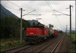 1063 036 ist mit ihrem  Sammler  (?) von Kufstein auf dem Weg nach Wrgl. (Langkampfen am 10.08.2009)