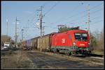 1116 255 mit Güterzug in Nickelsdorf am 5.12.2018.