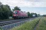 1116 162-9 mit einem Containerzug am 17.07.2024 bei Thüngersheim.