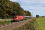 1116 274 war mit einem  Railjet  am 9. Oktober 2024 bei Hufschlag in Richtung Rosenheim unterwegs.