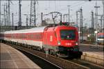 Ein Wiener im Ruhrgebiet: Die Wiener 1116 013 rollt mit dem CityNightLine 13364 aus Wrgl im Endbahnhof Dortmund Hbf ein. (03.02.2008)