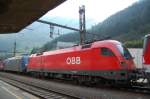 Die 1116 183-3 steht wartet am 1.8.09 im Bahnhof Brenner/Brennero auf ihren Einsatz.