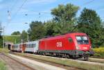 1116 270 hat am 17.08.2009 den  Rex 3662 aus dem Bahnhof Garsten  in Richtung Steyr geschoben.