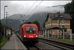 1116 260 durchfhrt mit dem OEC 563 „HANDL TYROL SPECK“, Bregenz – Wien Westbahnhof, den Bahnhof Oberaudorf.