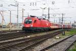 Am 27.04.2010 verlt 1116 192 mit REX7909  Radtramper Neusiedler See  nach Pamhagen den Wiener Sdbahnhof(Ostbahn).