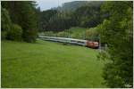 1116 161 fhrt mit EC 103  Polonia  durch das frhlingshafte Murtal. 
Thalheim 10.5.2013