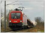 1116 135 mit einem Autoleerzug am 4.3.2007 bei der Durchfahrt der S-Bahnstation Wien Breintenleer Strae Richtung Norden.