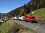 Die 1116 169 mit einer RoLa am 31.10.2015 unterwegs bei Wolf am Brenner.
