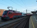 1116.231 mit dem Jubi Rail Jet bei der Ausfahrt in Linz am 27.6.12   