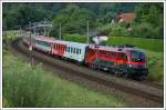 Und so werden die RailJets dann tatschlich aussehen. 1116 200 mit dem IC 512  Hotel IBIS  von Graz nach Innsbruck, aufgenommen heute am 5.7.2007 bei der Durchfahrt der Haltestelle Stbing. Anzumerken wre hier noch, dass die Lok diesen Zug nur bis Selztal bespannt. In Selztal bernimmt dann immer die Maschine des 512er um 12:18 den OEC 668  Fachhochschule Vorarlberg  von Graz nach Bregenz.