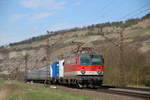 1142 704 brachte heute (04.04.2018) einen neuen C2 U-Bahnwagen der MVG (Wagen 6619/7719) nach München.