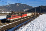 1142 586 und 1144 101 bespannten am 04. Dezember 2019 Zug 54507, fotografiert in Niklasdorf.

