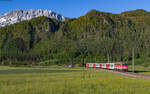 1142 632 mit dem REX 3936 (Seltzthal - Linz Hbf) bei Micheldorf 27.4.24