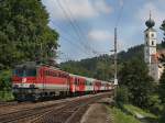 Die 1142 632 am 31.07.2010 mit einem R bei der Einfahrt in Wernstein. 