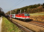 Die 1142 665 mit einem REX nach Linz am 04.03.2016 unterwegs bei Wernstein.