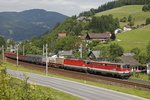 1142 616 + 1144 215 ziehen am 22.06.2016 einen schweren Güterzug bei Mürzzuschlag Richtung Semmering.