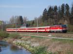 R 3969 bespannt mit der 1142 673 am 13.04.2007 auf dem Weg von Linz nach Selzthal ca. 2 km vor Wartberg/Kr.