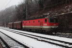  Fast ein Lokzug war am 27.12.2019 der NG66773 von Leoben Donawitz nach Graz Vbf bespannt mit der 1144 221.
Der Zug wartet in Leoben Hbf auf die Weiterfahrt.