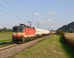 An einem herbstlichen Abend im September 2024 traktionierte die  Schachbrett  1144 092 den verspäteten 44452 von Spielfeld-Straß nach Graz Vbf.