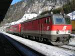 4 Loks der BB stehen am Brenner bereit talabwrts zu fahren. 04.02.06