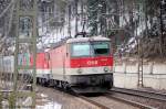 1144 229 u 1144x bei ehemaligen Block Falkenstein talwrts fahrend  mit einer 421 von SBB Cargo als Schub.