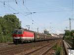 Mit einen Autotransportzug verlsst Lok 1144 262 der sterreichischen Bundesbahnen (BB) am 30.