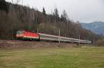 1144 117 zieht EC151 am 10.04.2013 bei Hnigsberg durchs Mrztal.