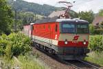 1144 117 und 1144... fahren am 4.06.2014 als Lokzug von Leoben Donawitz zum Leobner Hauptbahnhof.