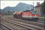 1144 215 schiebt einen Gterzug zum Brenner nach. Aufgenommen im Sommer 2005.