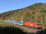 Die 1216 227 traktionierte am 27. Oktober 2024 den RJ 73  Vindobona  von Praha hl. n. nach Graz Hbf, das Foto entstand kurz vor Badl-Peggau.